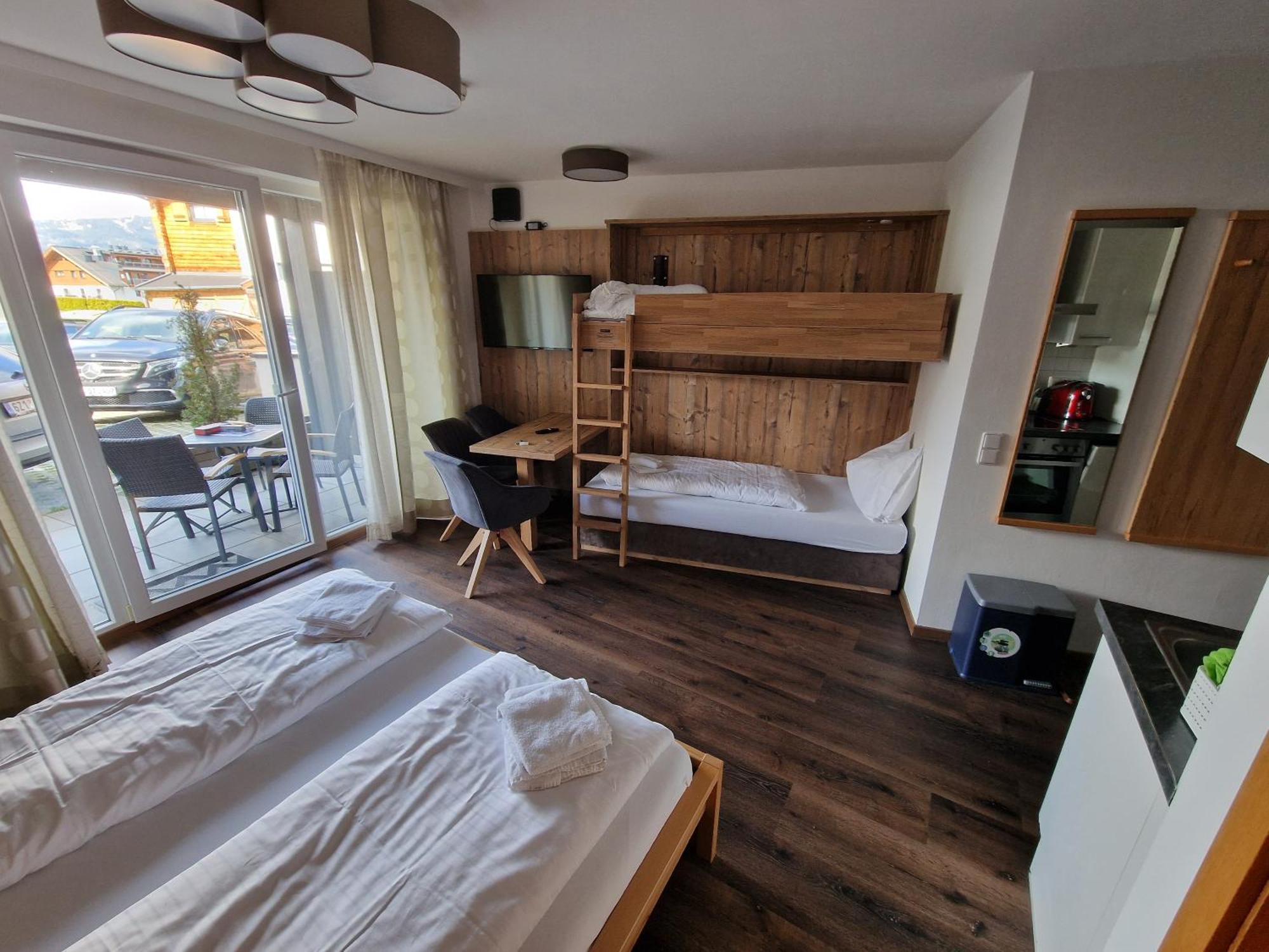 Adler Kaprun, Golf 'N' Ski And Mountain Biking. Exterior foto