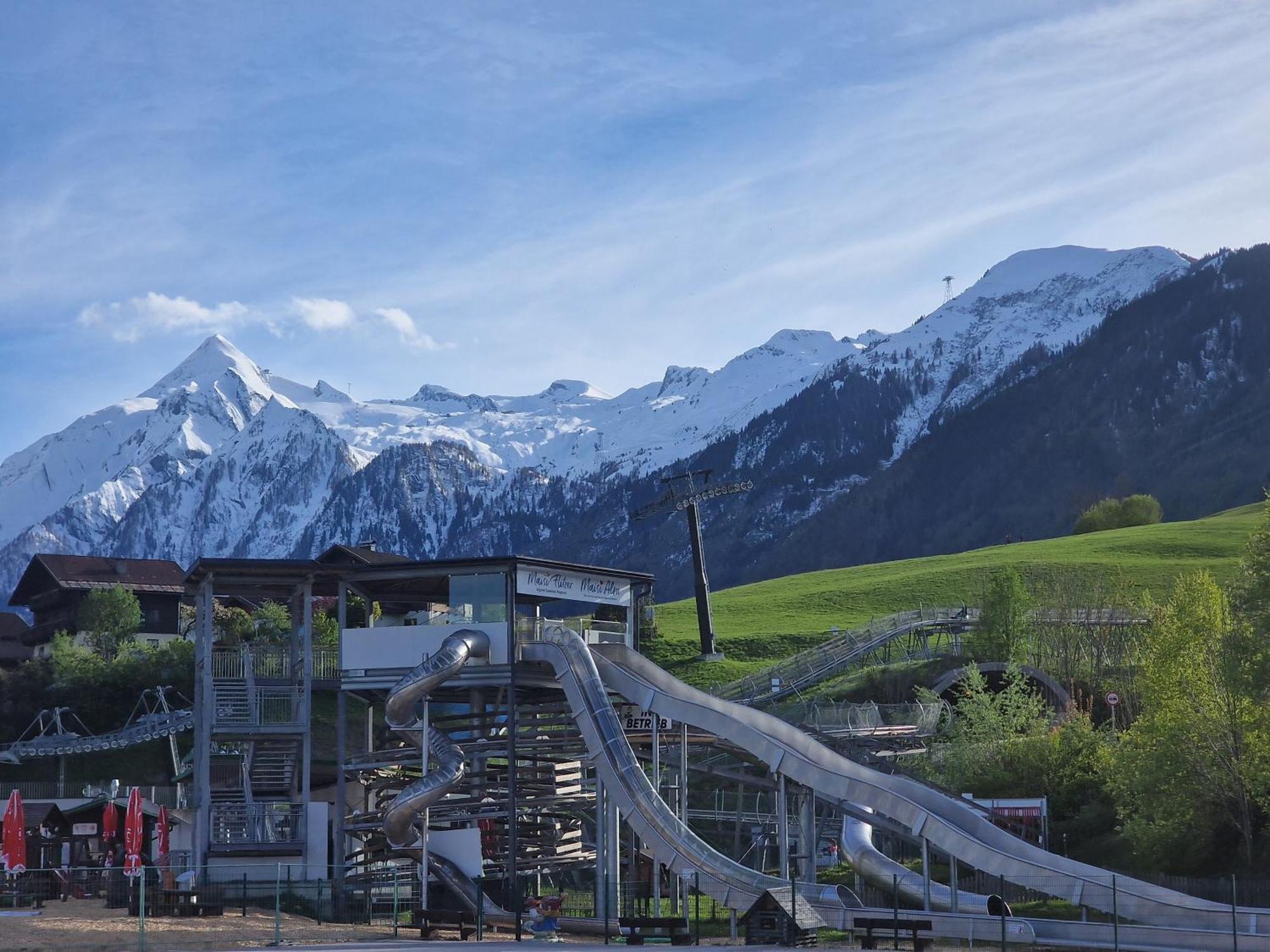 Adler Kaprun, Golf 'N' Ski And Mountain Biking. Exterior foto